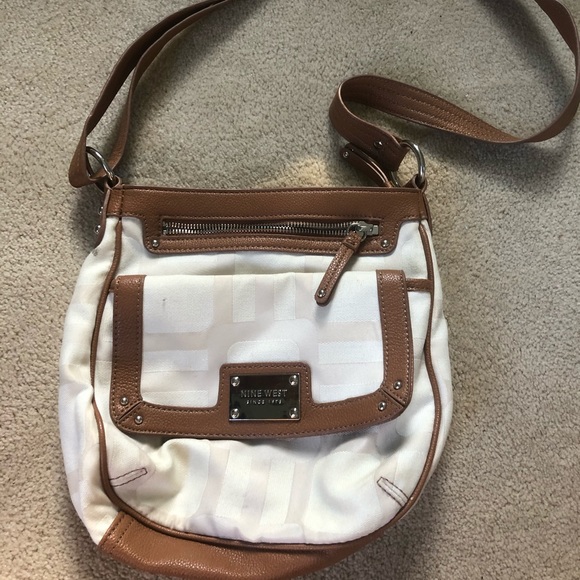 Nine West Handbags - Nine West hand bag with strap